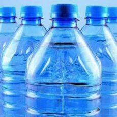 Почему рискованно использовать пластиковые бутылки